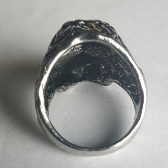 Skull Roses Punk Rock Biker Ring Gothic VTG Metal - Picture 2 of 6